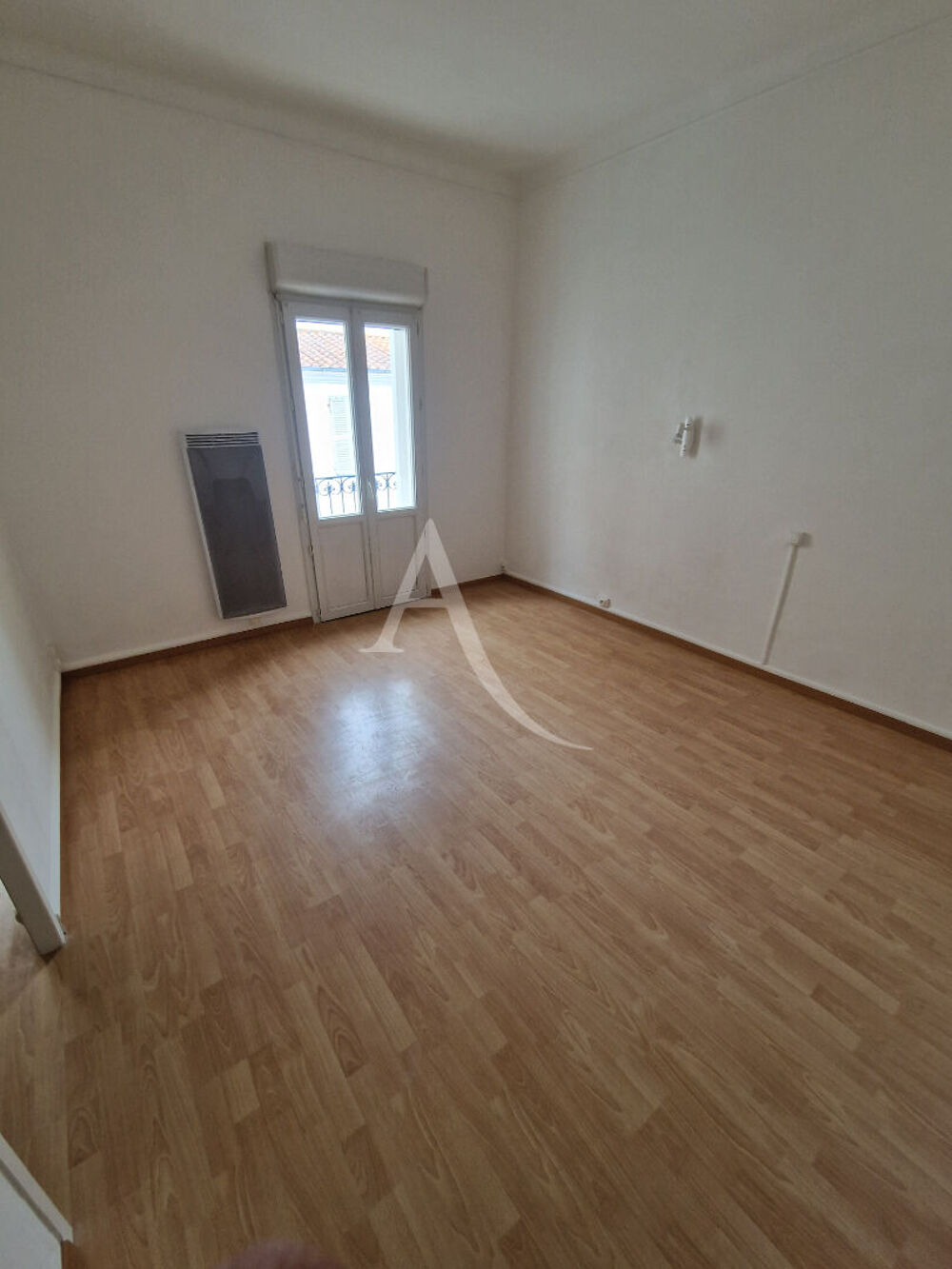 Location Appartement À LOUER À L'ANNÉE   Superbe T2/T3 Bis avec balcons Quartier recherché d'Arago / Le Remblai Les sables d olonne