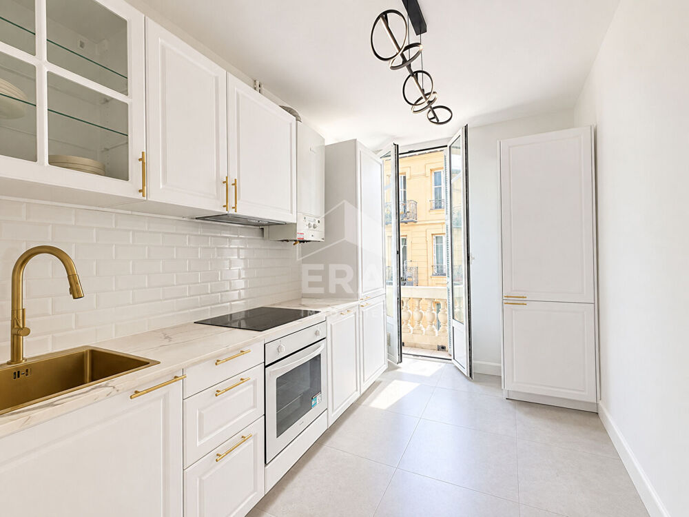 Location Appartement MAGNIFIQUE 3 PIÈCES DE 71 M²  - NICE - QUARTIER GAMBETTA - CHARME HAUSSMANNIEN Nice