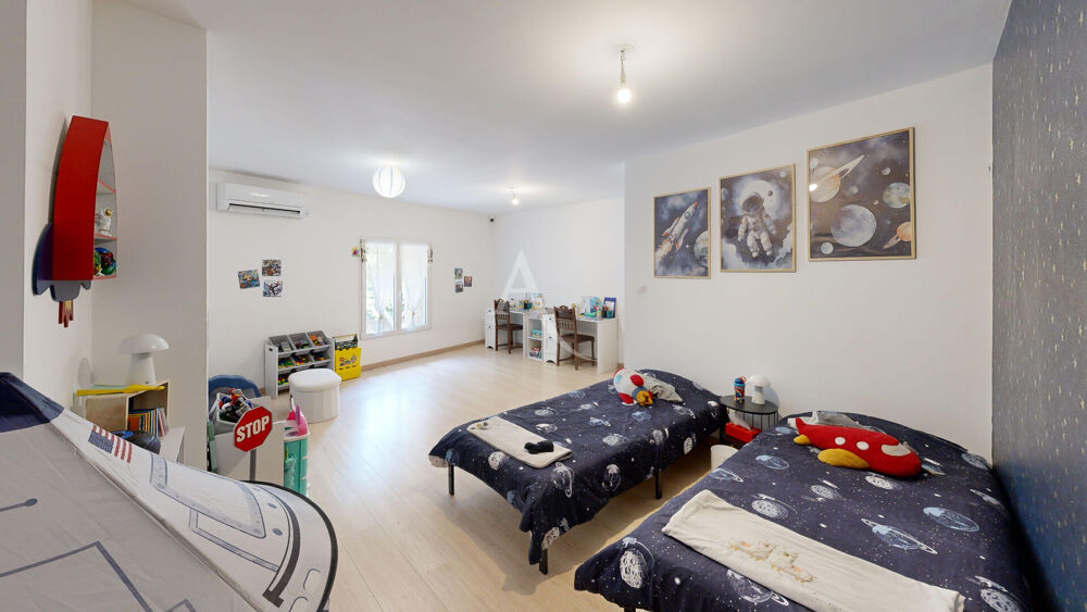 Vente Maison Maison en pierre avec extérieur et grand garage Azille