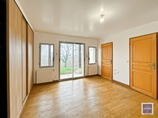  Maison à louer 5 pièces 160 m²