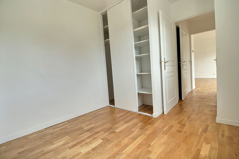 Appartement Le Perray En Yvelines 2 pièces 38 m²