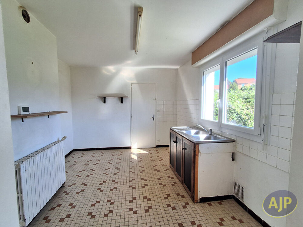 Vente Maison Maison d'habitation de 112 m² habitables proche du Haras - LA ROCHE SUR YON La roche sur yon