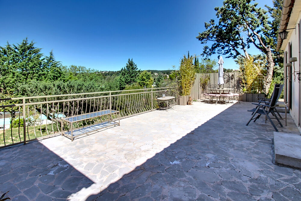 A VENDRE EN EXCLUSIVITÉ ! Lorgues centre à pied -Maison 140 m² -Vue dominante