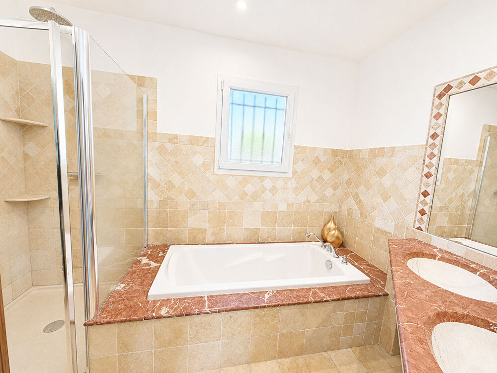 Vente Maison Maison à vendre 04 - proche sisteron 4 chambres avec piscine, alpes de hautes provence, Salignac Sisteron