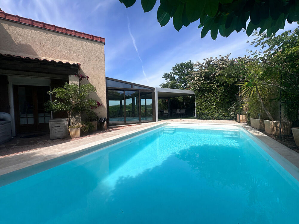 Villa familiale 195 m² de standing avec piscine, jacuzzi et beaux volumes