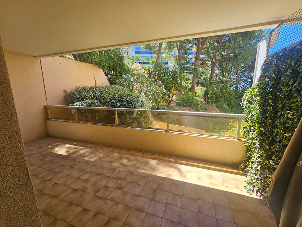 Location Appartement Nice Ouest Corniche Fleurie 4 pièces, terrasse, garage - résidence avec piscine et gardien Nice