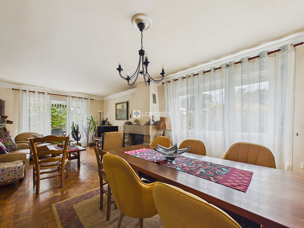Maison Chateauneuf Du Faou 6 pièce(s) 144 m2
