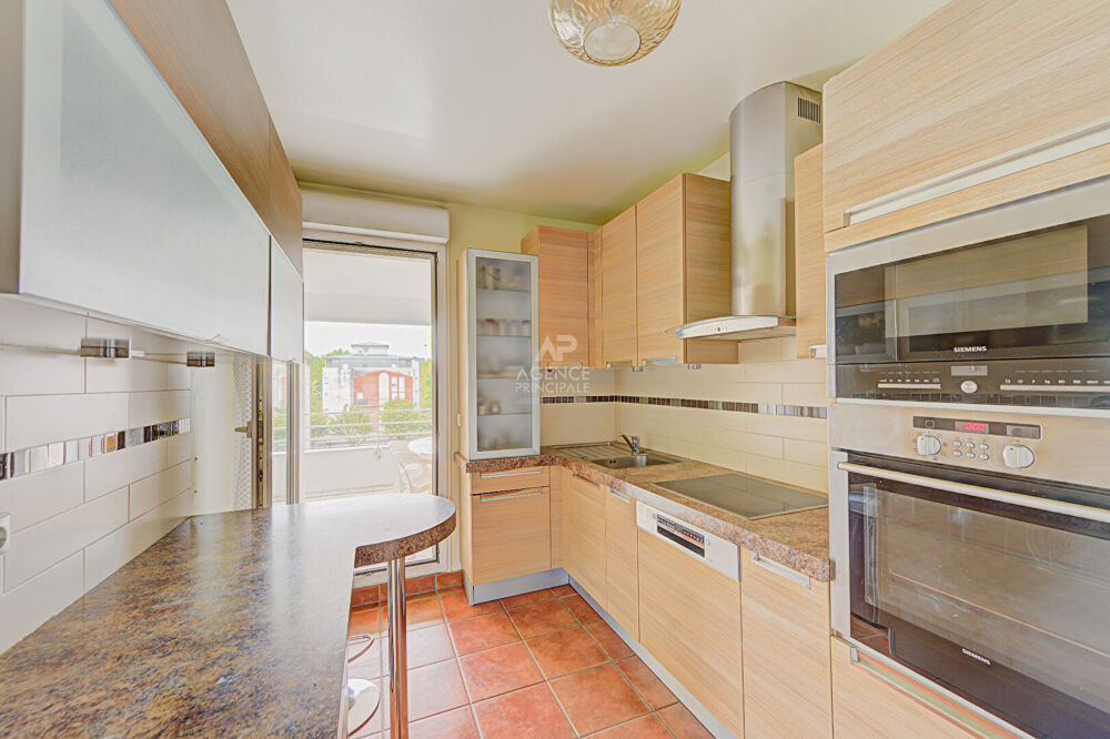 Vente Appartement Appartement 4 pièces à vendre à Saint-Germain-en-Laye - Coteaux du Bel-Air - Maison-Verte Saint germain en laye