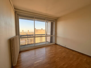  Appartement à louer 3 pièces 60 m²
