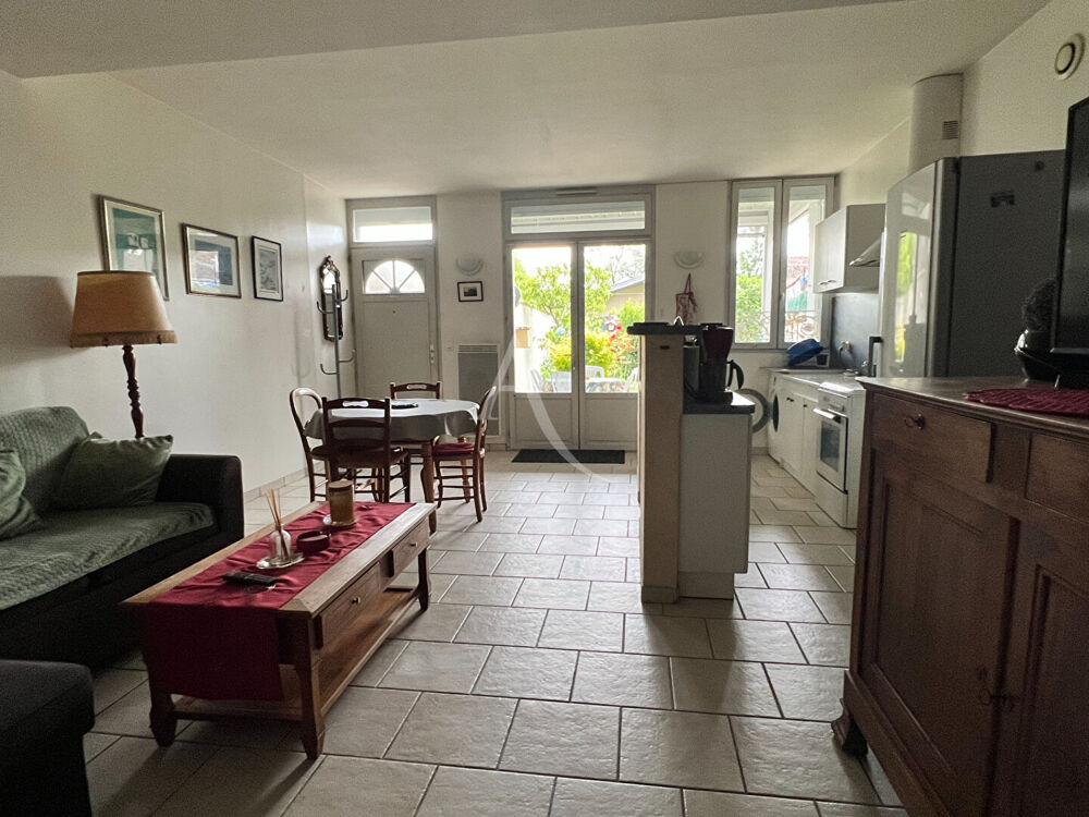 Location Maison Maison Saintes à louer meublé de 60m² habitable. Saintes