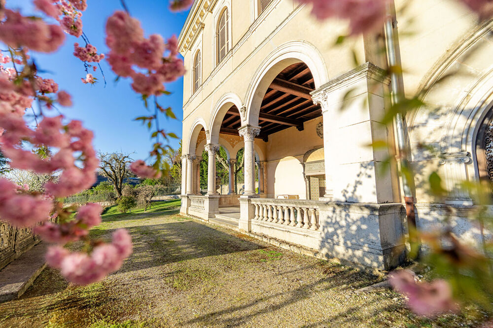 � vendre  Villa Aix-les-Bains (73100)