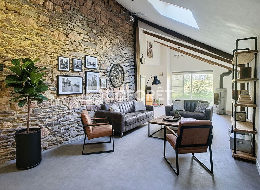 Maison Monterfil 8 pièce(s) 165 m2