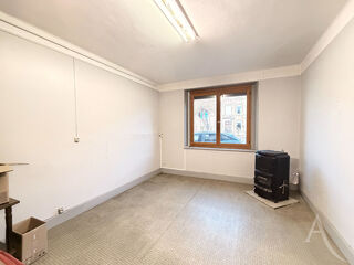 Maison à vendre 15 + pièces 291 m²