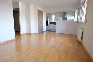  Appartement à louer 2 pièces 50 m²