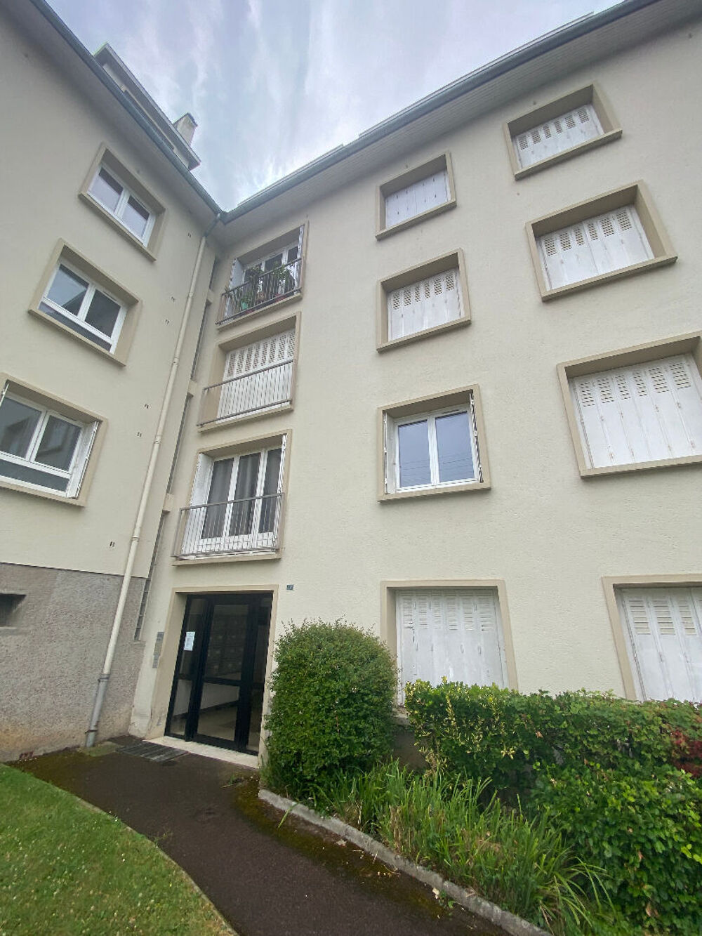 Location Appartement À LOUER STUDIO MEUBLE RUE DES JARDINS Caen