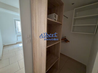  Appartement à louer 2 pièces 37 m²