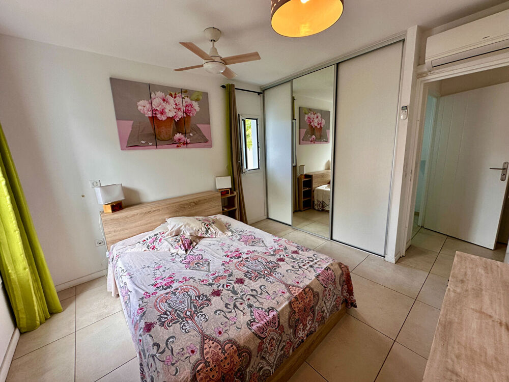 Vente Appartement COEUR DE L'HERMITAGE : GRAND T2 MEUBLÉ  + PARKING SOUS-SOL Saint gilles les bains