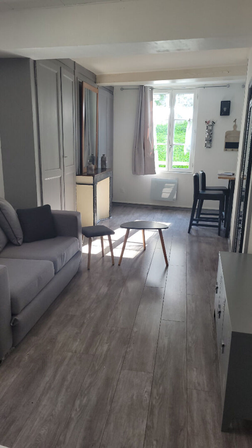 Location Appartement A LOUER STUDIO MEUBLE A CHARTRES /LIBRE DEBUT AOUT Chartres