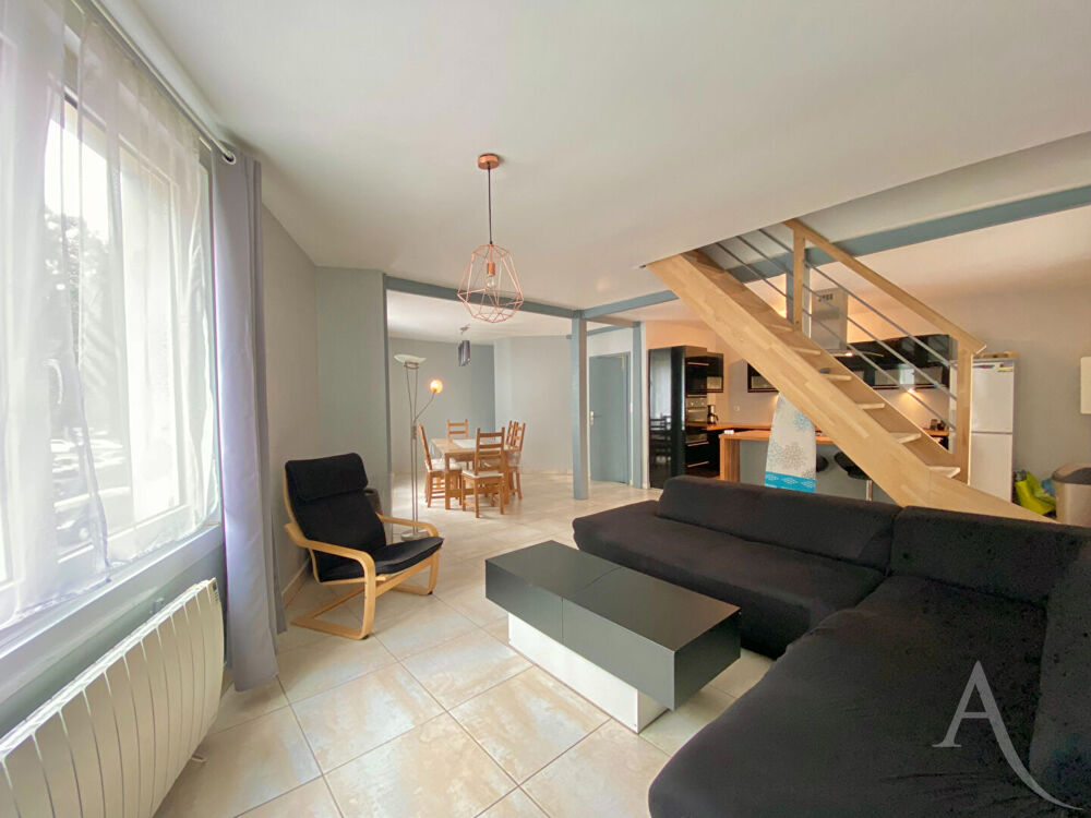 Location Appartement Appartement triplex quartier Séraucourt ! Bourges