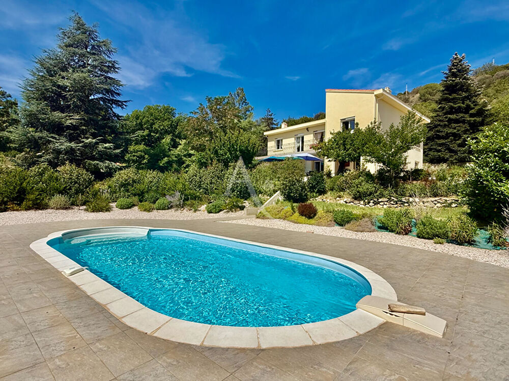 Vente Maison PRADES- Maison 7 pièce(s), parc, piscine,  4 faces Prades
