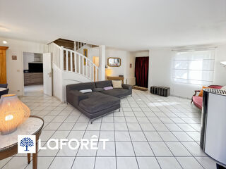 Vente Maison Maison indépendante 5 pièces à vendre à Villabé - Secteur calme avec jardin et double garage Villabe