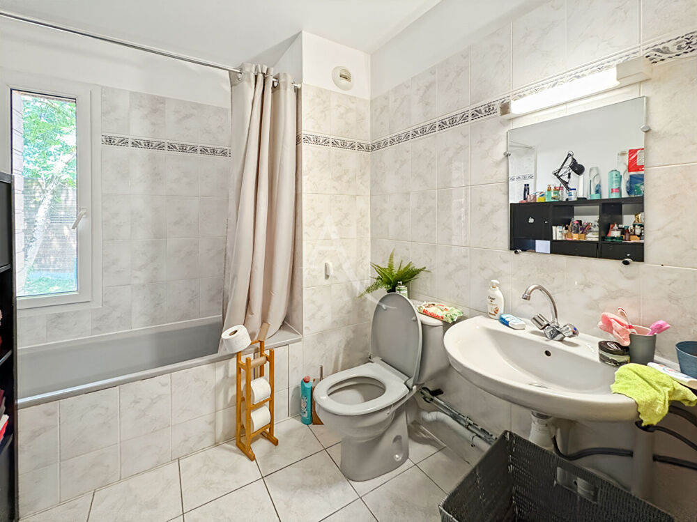 Vente Appartement Appartement Lardy avec balcon, cave et parking en sous-sol Lardy