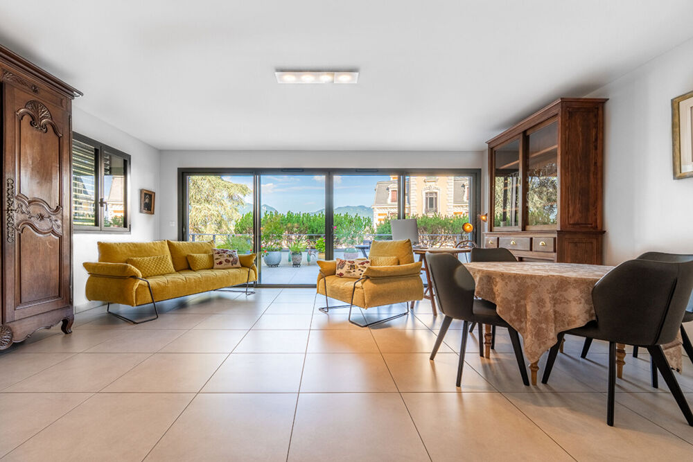 Vente Appartement Appartement T3 avec grande terrasse et vue dégagée à Aix-les-Bains Aix les bains