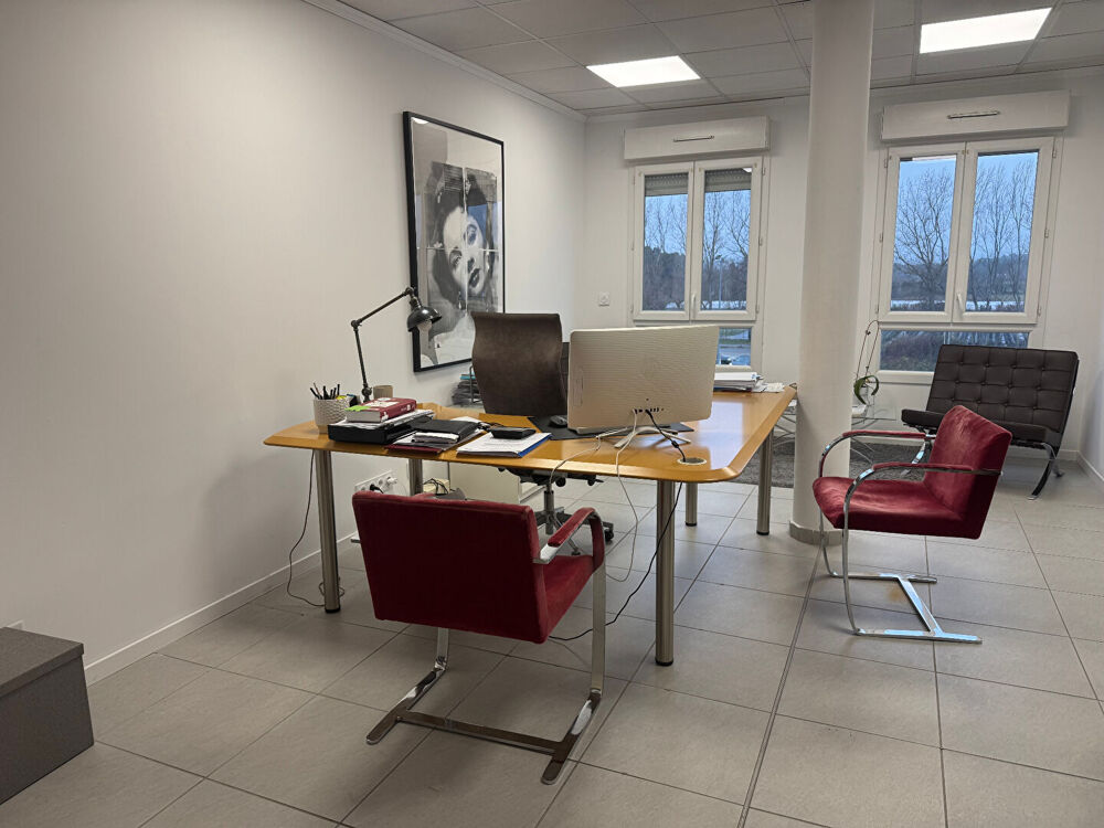 Vente Appartement Appartement 108M² EGUILLES - PARKING 265 000 Eguilles