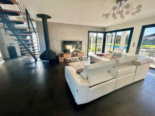  Maison  vendre 7 pices 165 m