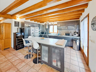  Maison à vendre 9 pièces 225 m²