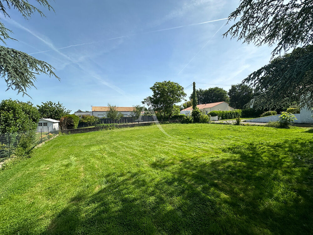 Vente Terrain Terrain constructible à vendre à AIZENAY Aizenay