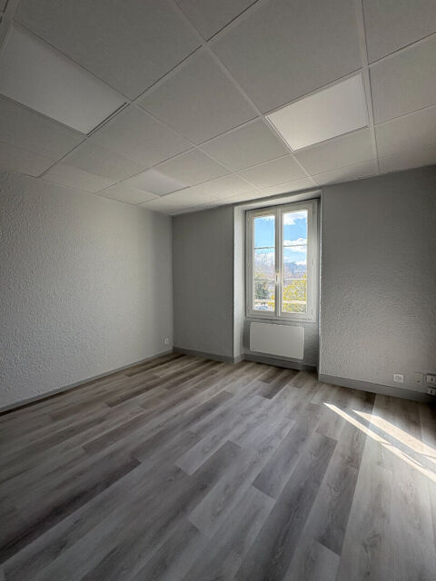   A louer Appartement � N�rac 2 pi�ce(s) 30 m2 Appartement - 2 pi�ce(s) - 30 m�