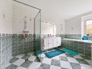  Maison � vendre 9 pi�ces 