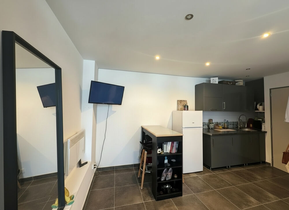 Appartement Saint Aygulf 1 pièce(s) 28 m2 + local commercial 10m²