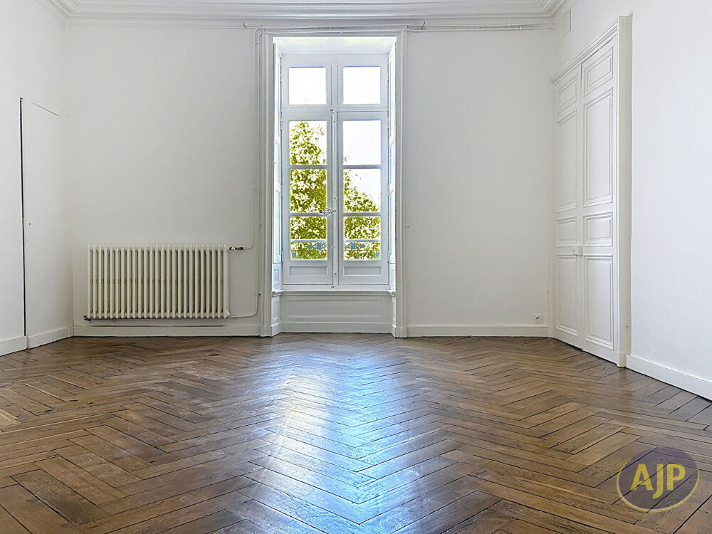 Location Appartement Appartement Chateaubriant 4 pièce(s) 113.69 m2 Chateaubriant