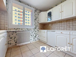  Appartement à louer 3 pièces 63 m²