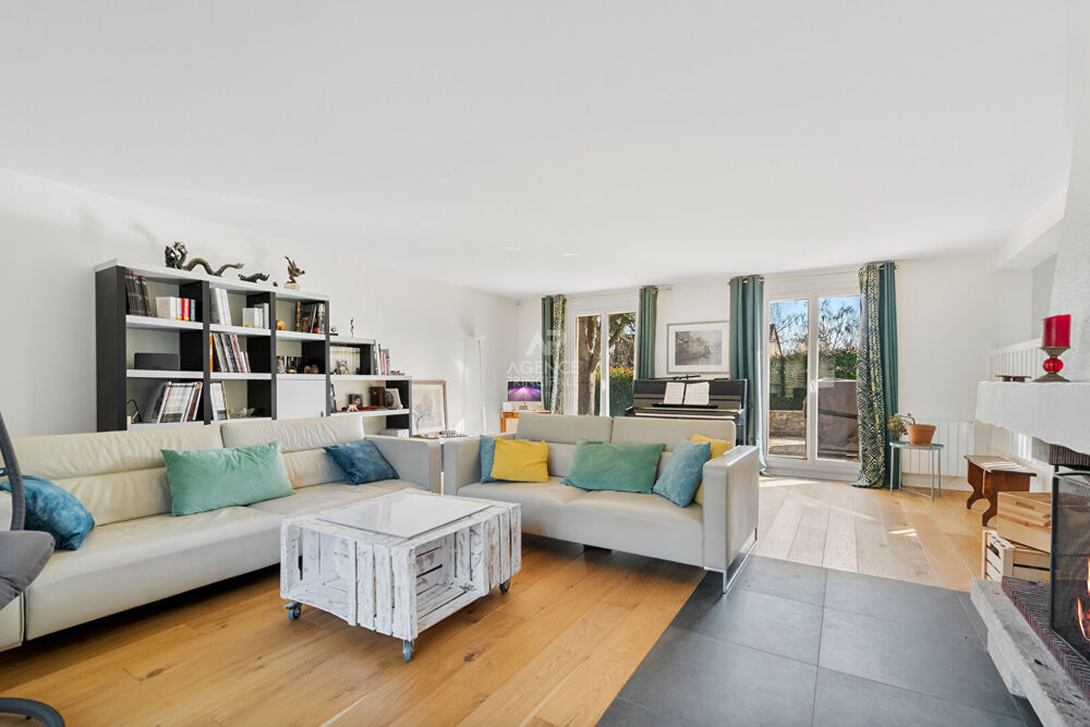 Maison Chambourcy 8 pièce(s) 204m2