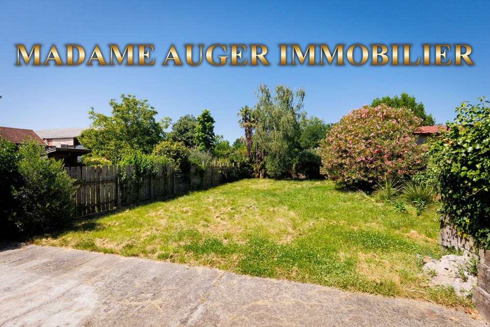 Vente Maison Maison  de village 6 pièce(s) 130 m2 Lahontan