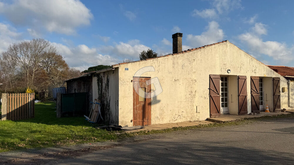 MAISON 1 PIECE- 40,2M²- À VENDRE À SAINT AVAUGOURD DES LANDES