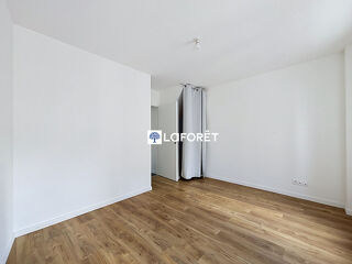  Appartement à louer 3 pièces 55 m²