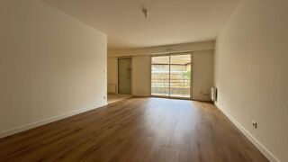  Appartement à louer 3 pièces 73 m²