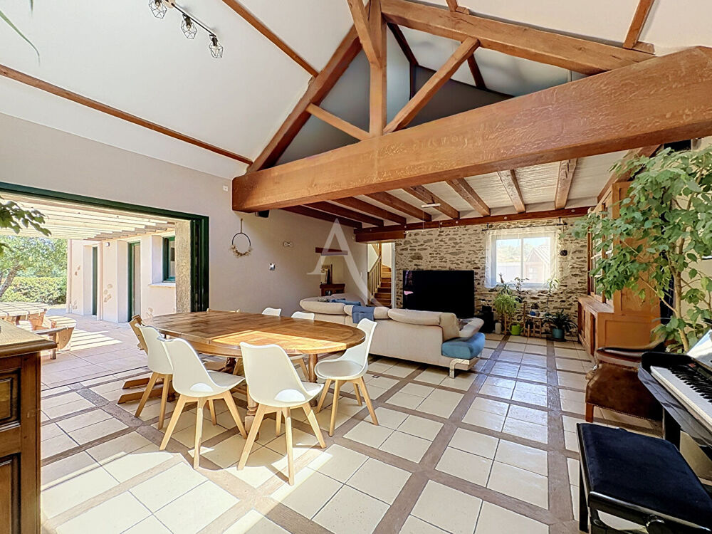SAINT MARS DU DESERT Maison Familiale 162 m² (4 chambres)