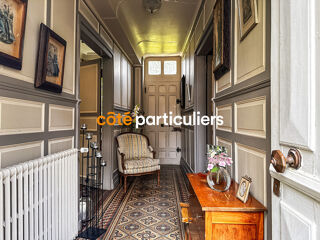  Villa  vendre 12 pices 277 m