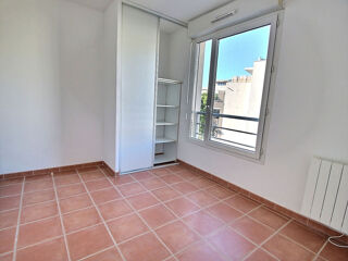 Location Appartement Appartement T3 résidence sécurisée avec ascenseur Avignon