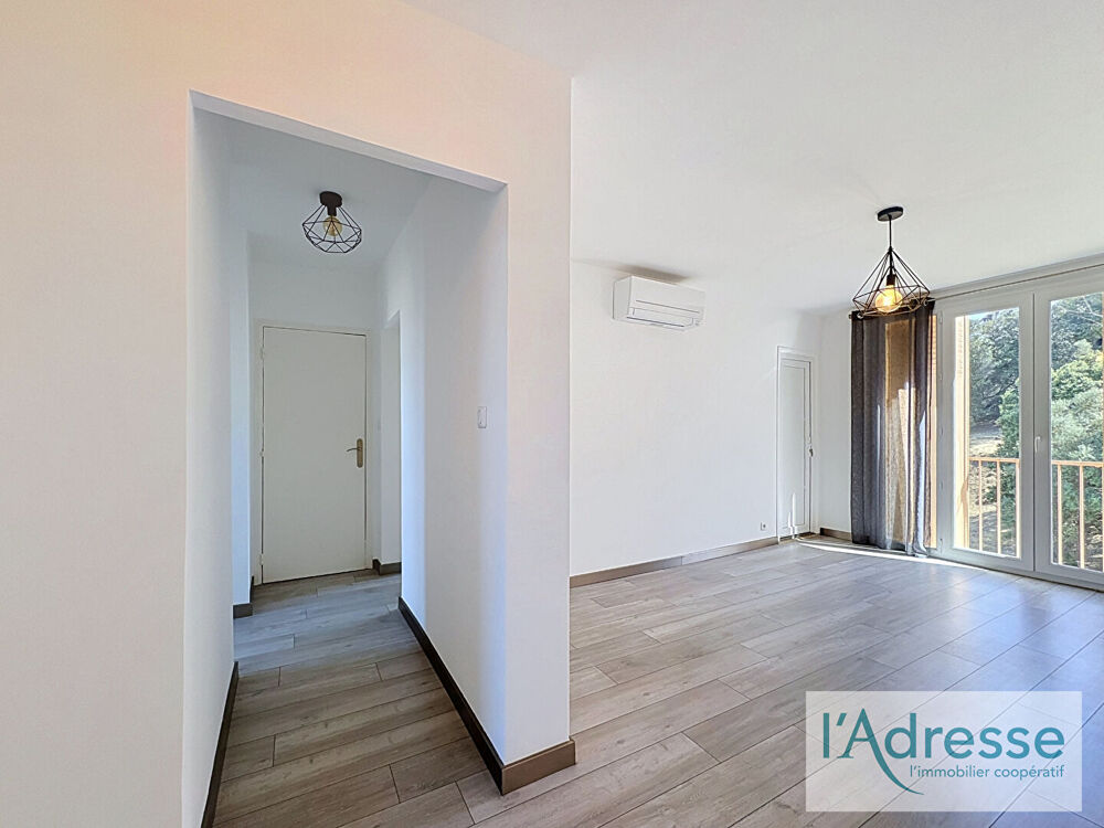 Location Appartement Appartement Ajaccio 2/3 pièces 54.45 m2  - Rue Henri Maillot - Climatisé -  parking collectif Ajaccio