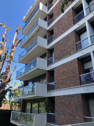  Appartement à louer 4 pièces 92 m²