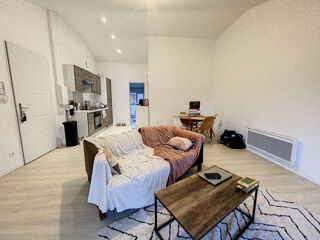  Immeuble � vendre 7 pi�ces 320 m�