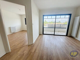  Appartement à louer 2 pièces 57 m²