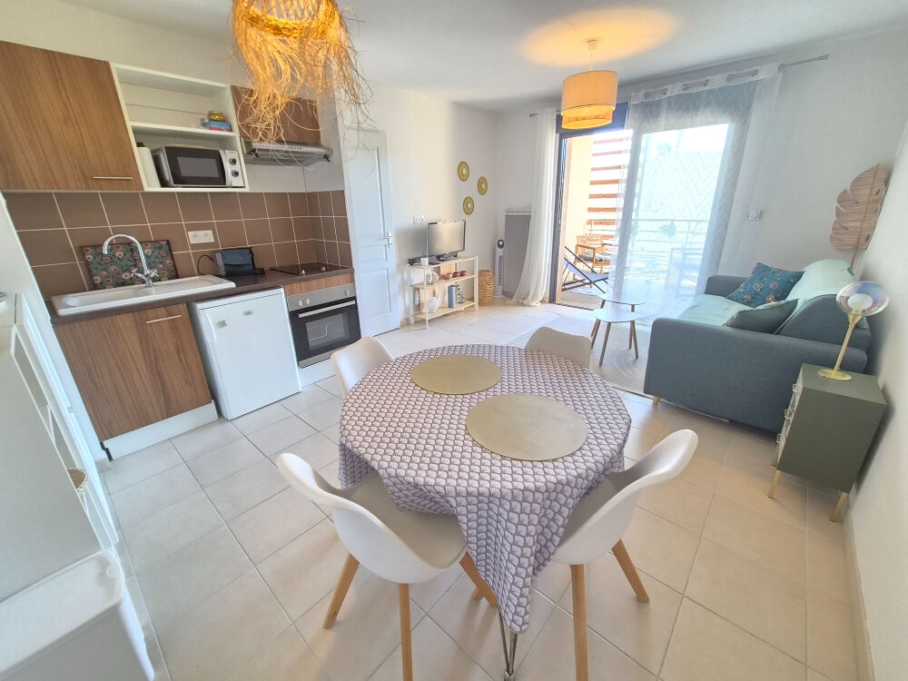 T2 - LEUCATE VILLAGE