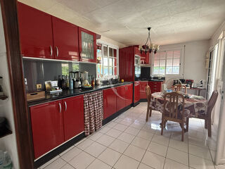  Maison à vendre 6 pièces 194 m²